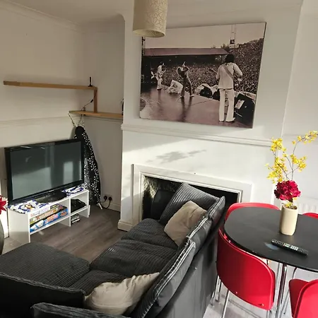 Spacious 4br Family-friendly In Redfield