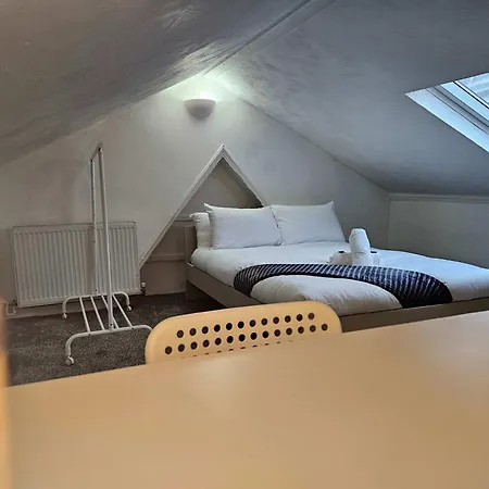 Spacious 4br Family-friendly In Redfield * ブリストル